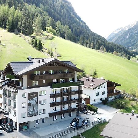 Aktivhotel Feichtner Hof Kaunertal Luaran gambar